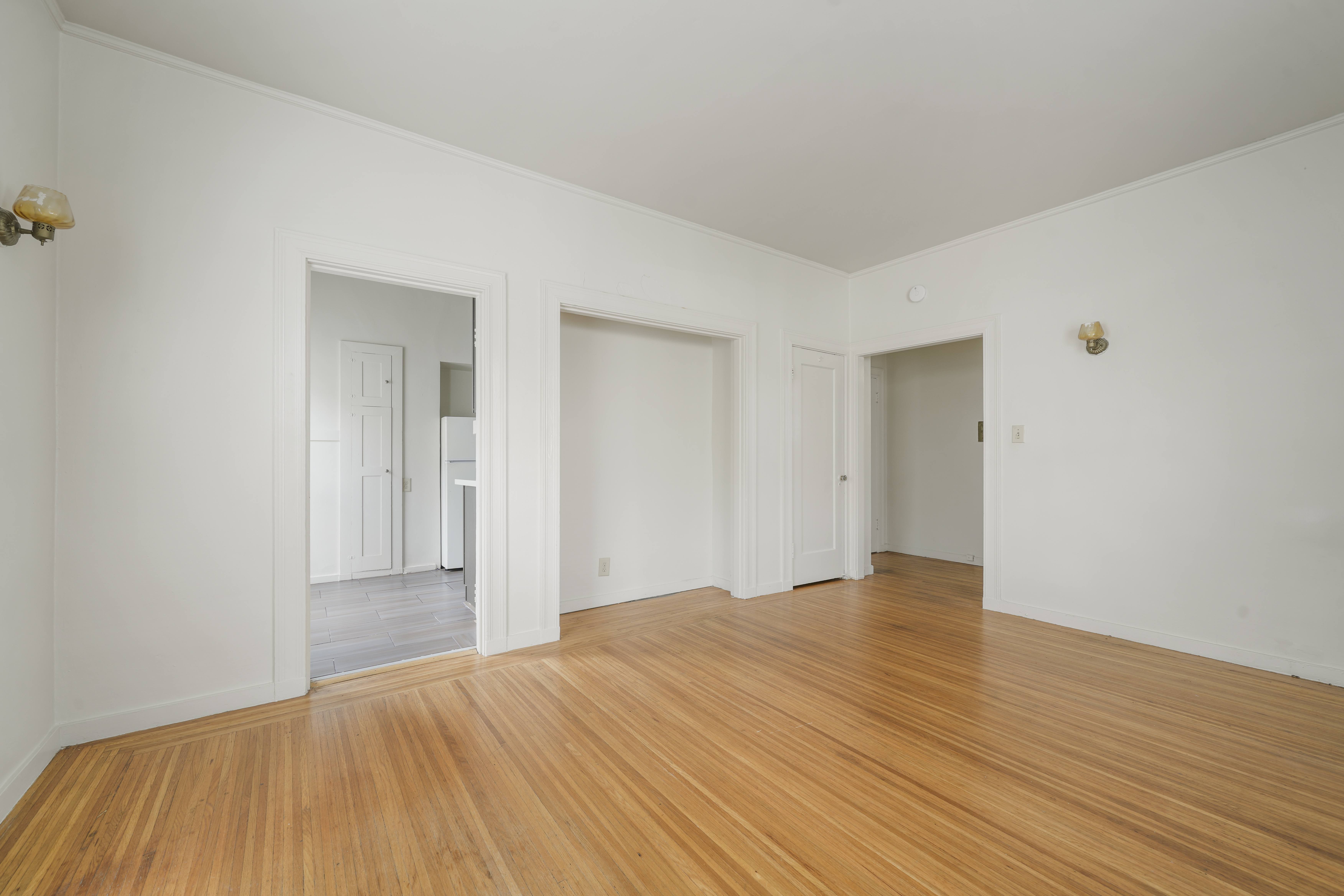 2817 College Ave. photo 3